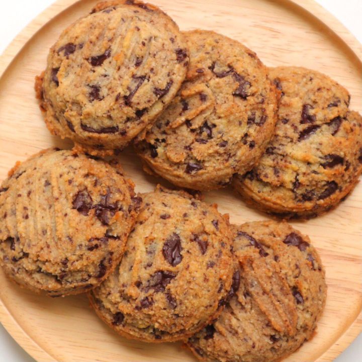 คุกกี้นิ่มคีโต-keto-soft-chocolate-chips-cookies-คุกกี้คีโตรสออริจินอลผสมดาร์กช็อกโกแลตชิพเข้มข้น-85-ใช้น้ำตาลหล่อฮังก๊วย-หวานน้อย