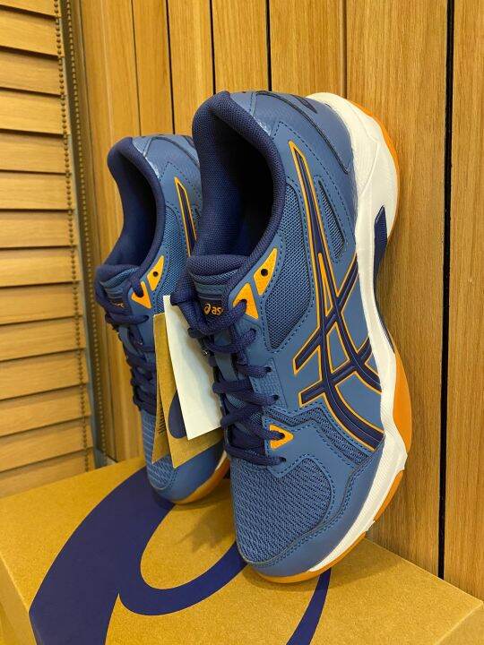 asics gel rocket 8 pantip