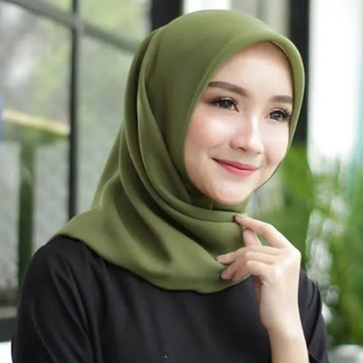 Jilbab Segi Empat Bella Square Warna Hijau Army Lazada Indonesia