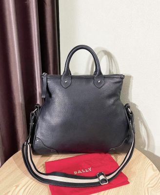 BALLY 2 way handbag -  crossbody bag all leather blackให้ 9/10  สภาพสวย-หนังแท้