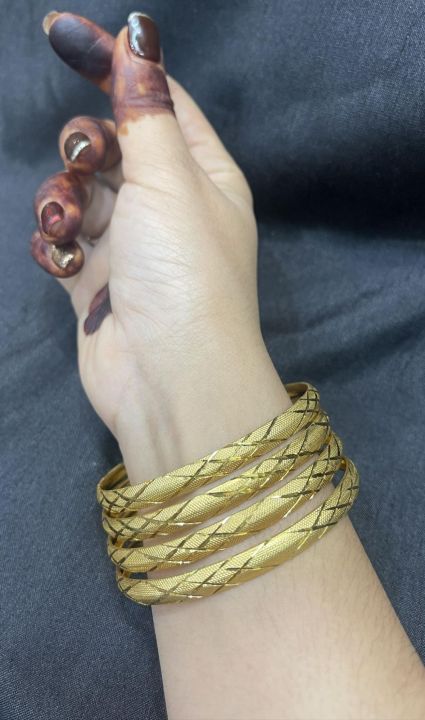 กำไลอินเดียเมกกะผู้ใหญ่สีทอง-มี-3-แบบ-4ไซส์-indian-bangles