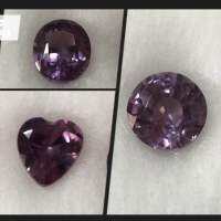 ALEXANDRITE พลอยเจ้าสามสี เป็นพลอยสังเคราะห์นะคะ 3 เม็ด 3 เชป สีสวยไฟดี ขนาดกำลังน่ารัก