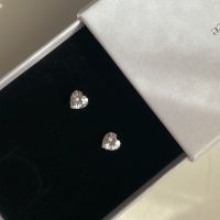 A.piece ต่างหูเงินแท้ [all silver 925] Winter heart earrings