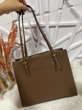 Big Bags Are Back​ - Charles & Keith