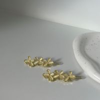 gimmeblessed.co — whitegold flower hair clips (set 2 pcs)