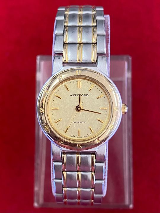 astylord-water-resistant-quartz-ตัวเรือน-2-กษัตริย์-นาฬิกาผู้หญิง-มือสองของแท้
