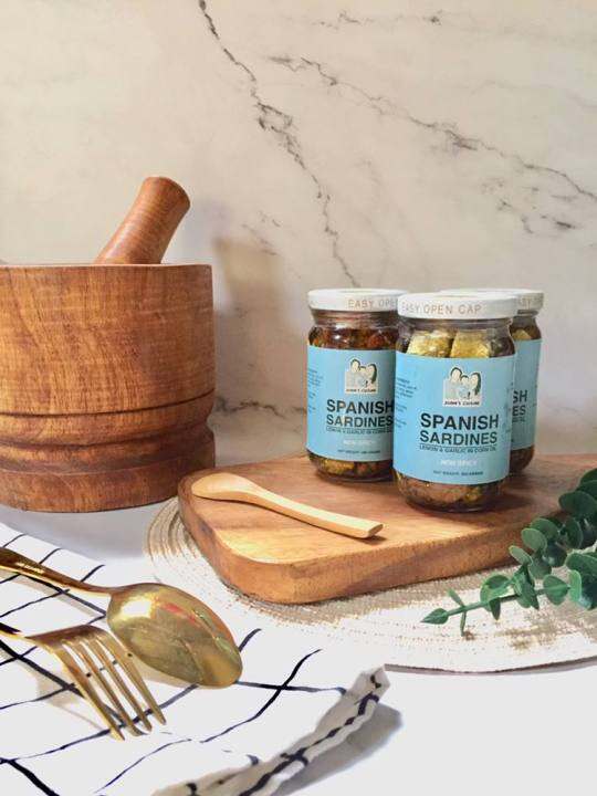 Juan's Cuisine Spanish Sardines Lemon & Garlic in Corn Oil Non Spicy