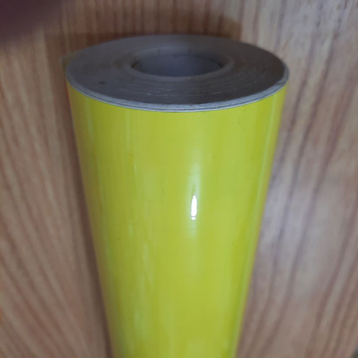 Stiler Skotlet Kuning Lemon Glossy Lebar 45cm Panjang 1 Meter Stiker