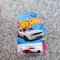 รถเหล็ก Hotwheels Dodge Challenger Drift Car