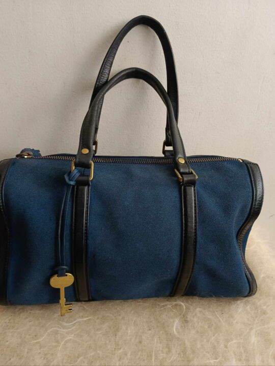 Preloved fossil 2way sling bag Lazada PH