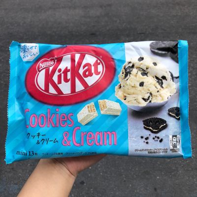 Kitkat Cookie&amp;Cream คิทแคทรสคุ๊กกี้แอนด์ครีม