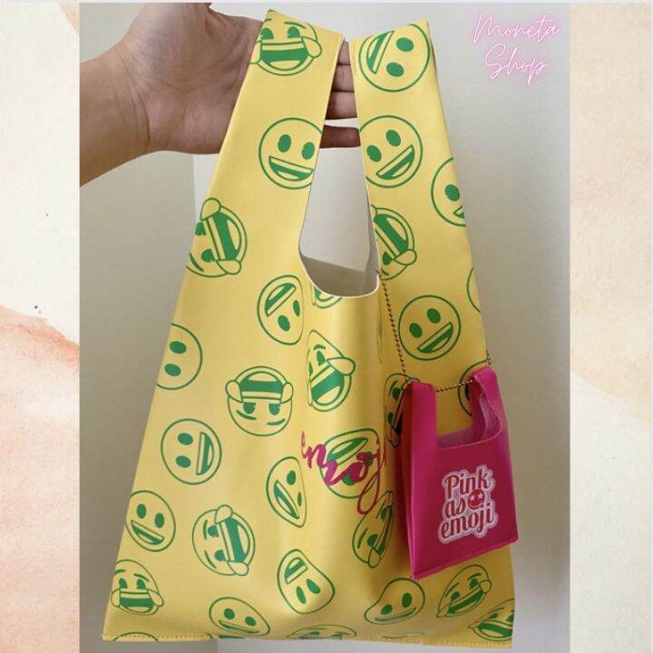 พร้อมส่งจากไทย-moneta-emoji-shopping-bag-กระเป๋าช้อปปิ้ง-มาพร้อมกระเป๋าใบจิ๋ว-กระเป๋าถือ-กระเป๋าใส่ไอแพด-กระเป๋าใส่โน้ตบุ้ค-วัสดุอย่างดี-ใส่ของหนักไม่เสียทรง