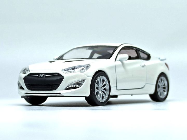 Hyundai Genesis Coupe xe dân chơi một thời giá 500 triệu đồng