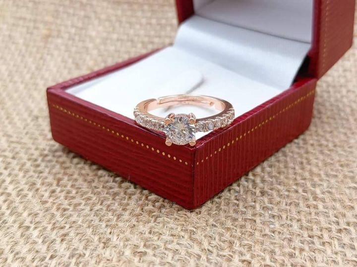 แหวนนาค-แหวนหัวเพชร-แหวนแฟชั่น-แหวนสวยงาม