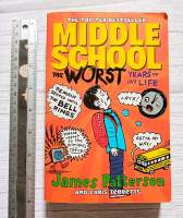 เรื่องสั้น ภาษาอังกฤษ Middle School The WORST year of my life - Best seller paper back