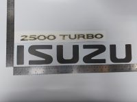 สติ๊กเกอร์ดั้งเดิม ฝาท้าย ISUZU TFR 2500Turbo 1 ชุด มี 2 ชิ้น มี 4 สี ดำ,ทอง,บรอน,ขาว ชุดละ 119 บาท sticker ติดรถ แต่งรถ อีซูซุ 2500 TURBO