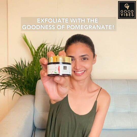 Good Vibes Pomegranate Brightening Face Scrub 50g/100g Exfoliating