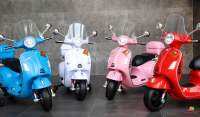 ไม่มีไม่ได้แล้ววว ?️?️เด็กคนไหนสายซิ่งค้าบบบ ใหม่ Vespa LX125 โฉมใหม่สุด พร้อมลายสติ๊กเกอร์น่ารักเวอร์ ??