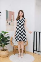 Mommade- ชุดให้นม เดรสให้นม Zigzag V Dress