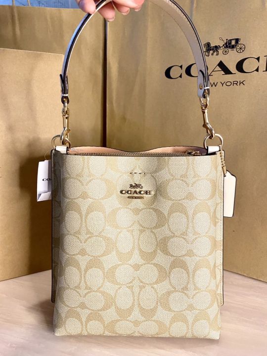 กระเป๋า-coach-outlet-แท้-รุ่น-ca582-mollie-bucket-bag-22-สีขาว