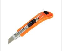 MHR-2201 Cutter 3 Blade Cutter คัตเตอร์ พร้อมใบมีด 3 ด้าม Arsia Tools รุ่น MHR-2202 ขนาด 18 มม. สีส้ม