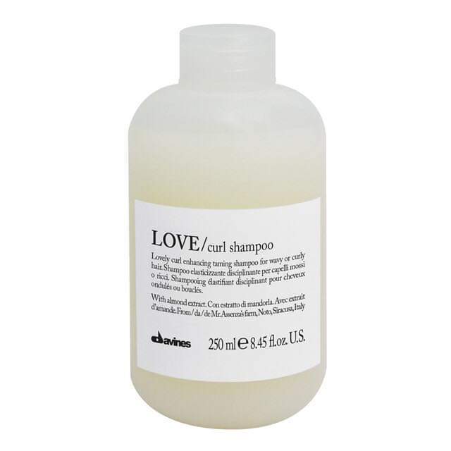 Davines love curl shampoo 250ml แชมพูสำหรับผมดัด ผมหยิก กระชับลอน เพิ่มความยืดหยุ่น