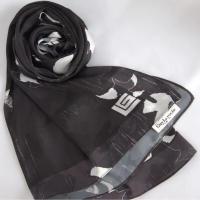 Guy Laroche FLORAL SCARF ผ้าพันคอ(GM3BBL)