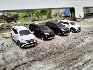 Diecast best sale toyota rush