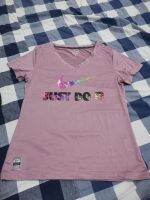 เสื้อใส่ออกกำลังกาย