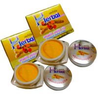 (2 กระปุก) Herbal turmeric night cream ครีมขมิ้นเฮิร์บ ขมิ้นเฮอร์เบิล สูตรดั้งเดิมกล่องสีเหลือง ของแท้ ขมิ้นหอม ขมิ้นเกรด a ครีมสมุนไพรบำรุงผิวหน้า