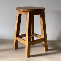 เก้าอี้ไม้สักแท้ 100 % เก้าอี้ไม้สัก เก้าอี้บาร์  ขนาด : กว้าง 31 x สูง 51 cm  ราคา: 550฿  ผลิตจากไม้สัก คุณภาพดี  ใช้งานคงทน แข็งแรง