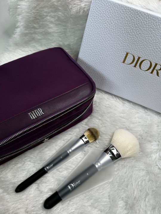 dior-แปรงแต่งหน้า-set-backstage-พร้อมกระเป๋าเครืาองสำอางค์