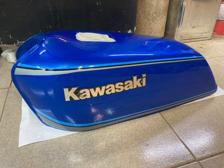 สติกเกอร์-ถังน้ำมัน-kawasaki-gto-สำหรับถังสีน้ำเงิน-ไม่มี-logo-kawasakiในชุด