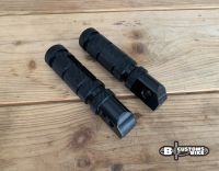 พักหลังแต่งอลูมิเนียม CNC foot pegs สำหรับ TRIUMPH หม้อน้ำปี 16-23 ขึ้นไป Street twin, T100, T120, Street Scrambler