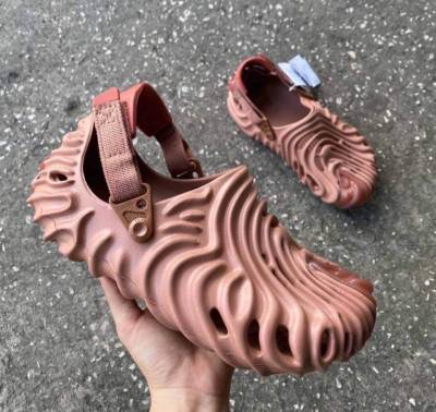 Crocsl LiteRide Clog รองเท้าคร็อคส์รุ่นฮิตได้ทั้งชายหญิงรองเท้าแตะ Croc ผลิตจากยางอย่างดีนิ่มเบาไม่ลื่นใส่สะอาดเท้า