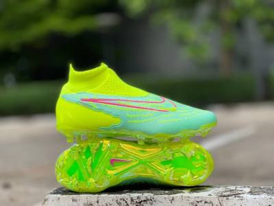 【Special Deals】รองเท้าฟุตบอล-Phantom GX Elite FG สตั๊ด รองเท้าสตาร์ท พื้นปุ่มรองเท้าสตั๊ด Football Boots-Free Football 100% Authentic