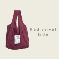 WyllaBrand - กระเป๋าผ้าพลีท Red velvet latte