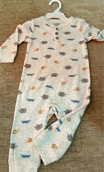 clothing-99-carter-s-baby-cute-animal-prints-bodysuit