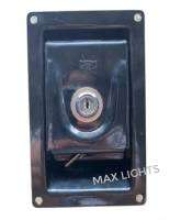 กลอนฝาเครื่อง  สีดำ​ ส​ำหรับ​ รถทัวร์​ รถขนส่ง​ รถบรรทุก​ ยี่ห้อ​ G (Door Lock) งานไทย