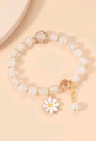 กำไลข้อมือแฟชั่น กำไลข้อมือจี้ดอกไม้  Flower Charm Beaded Bracelet (ส่งจากไทย)