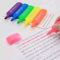 ปากกาไฮไลท์ ปากกาเน้นข้อความ คละแบบ คละสี 1 แพค มี 4 ด้าม