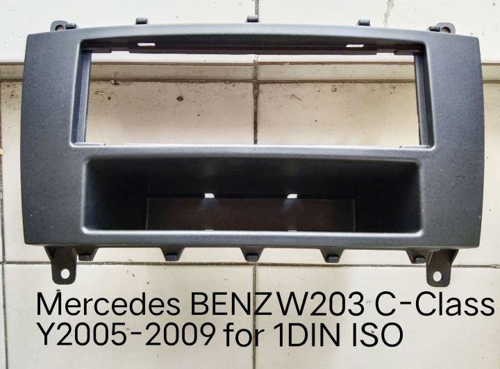 หน้ากากวิทยุ Mercedes Benz C-Class W203 CLK 200 W209 ปี2005-2009 สำหรับเปลี่ยนวิทยุแบบ 1DIN ISO(US products)