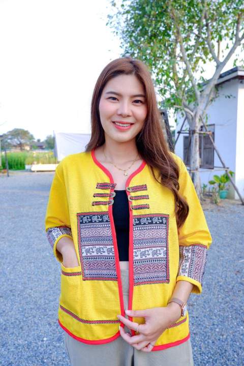 เสื้อคลุมผ้าฝ้ายแขนยาวสีแดง-เสื้อคลุมสีเหลือง-เสื้อผ้าไทยสีกรม-ผ้าฝ้าย-ผ้าพื้นเมือง