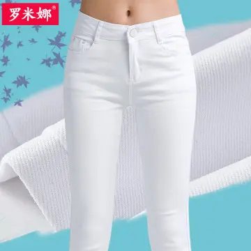 White capri store shorts