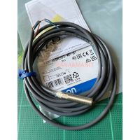 E2A-S08KS02-WP-B1   จับโลหะ หัว M8 หัวเรียบ ระยะจับ 2 MM  3 สาย PNP NO ไฟ 12-24VDC