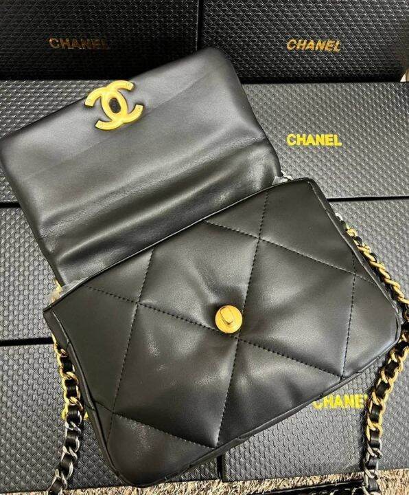 กระเป๋าสะพายไหล่-vip-premium-gift