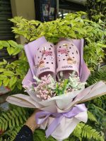 CROCS คอลเลกชันใหม่รองเท้าจระเข้น่ารักจำนวนมากในสต็อกของขวัญรองเท้า CROCS ตกแต่ง bouquet gift  size34