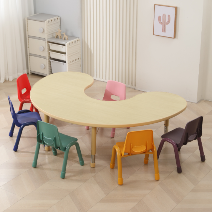 Children's Tables and Chairs Set Solid Wood Lifting Moon Table Baby