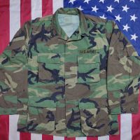เสื้อทหารสหรัฐอเมริกา ลาย Woodland ปี1988 รอบอก44
