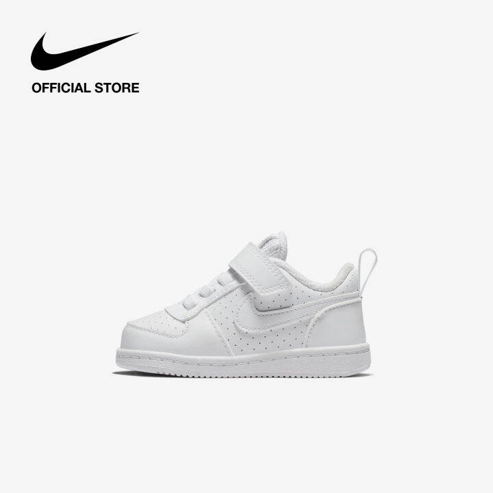 White nike sneakers hot sale for toddlers